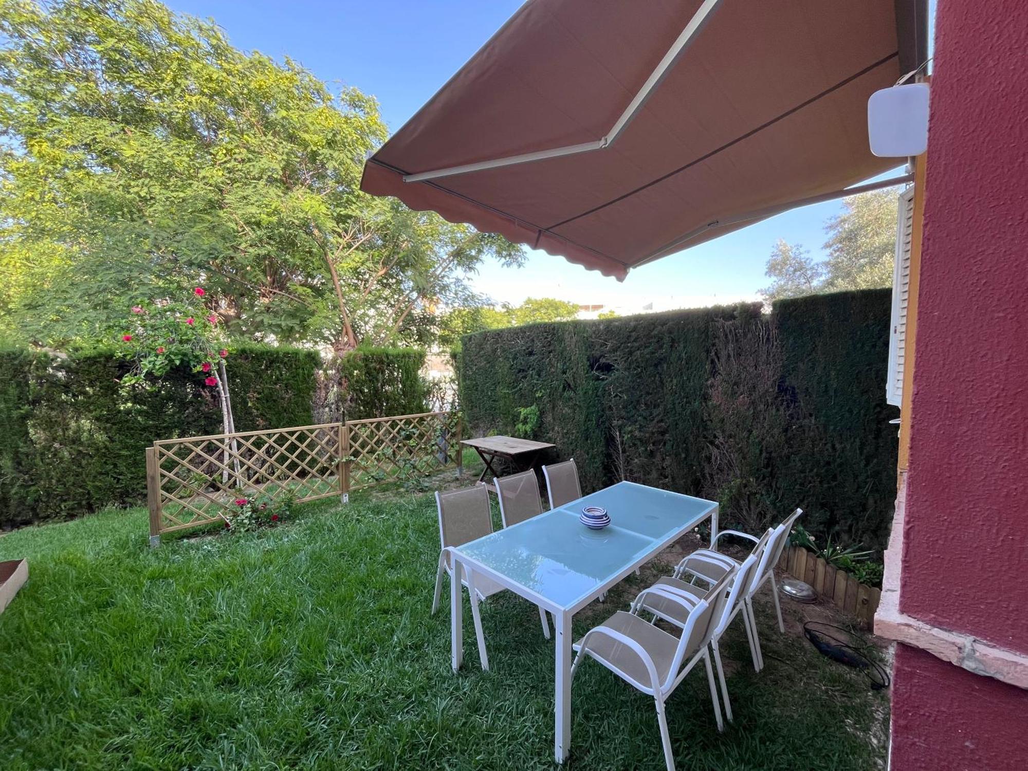 Adosado Con Jardin Urb Galia Ballena Holiday home Cadiz